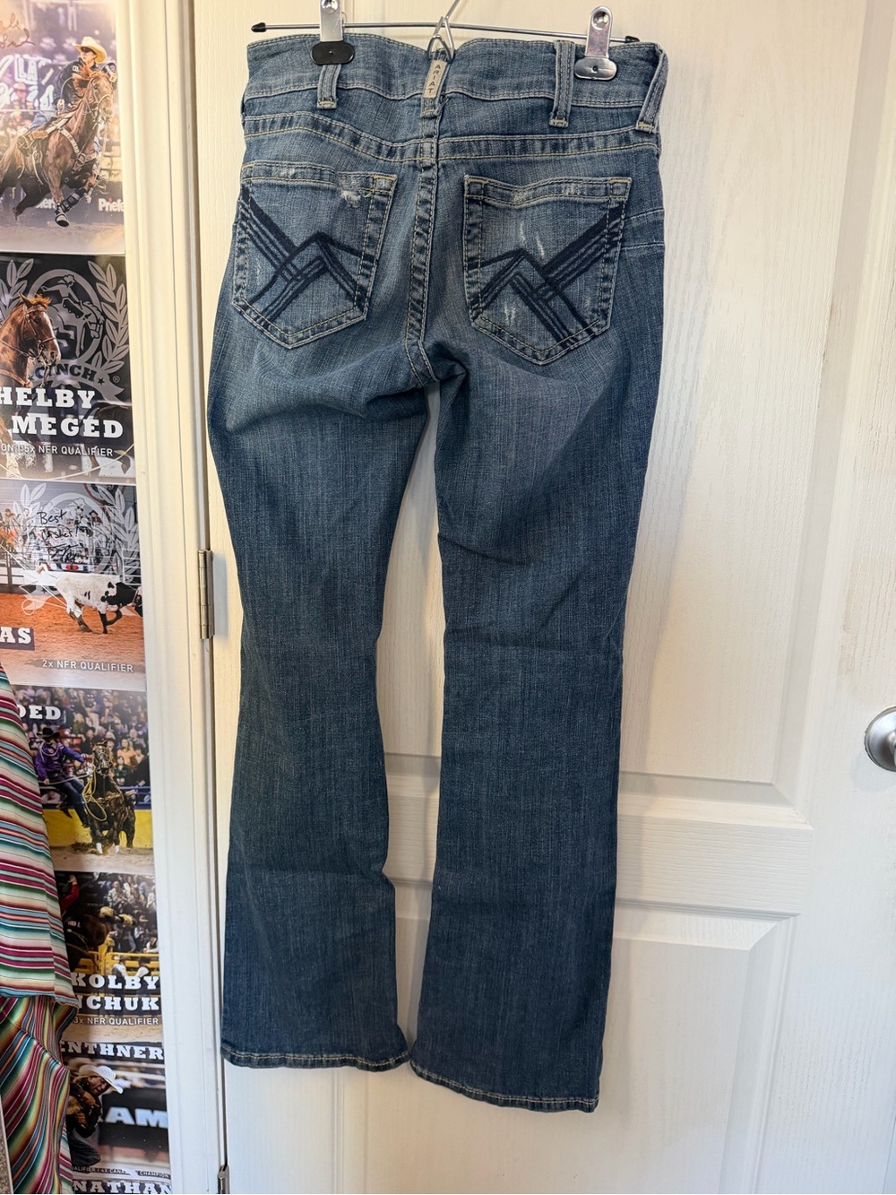 Ariat Women's Medium Blue Bootcut Jeans with Pocket Stitching